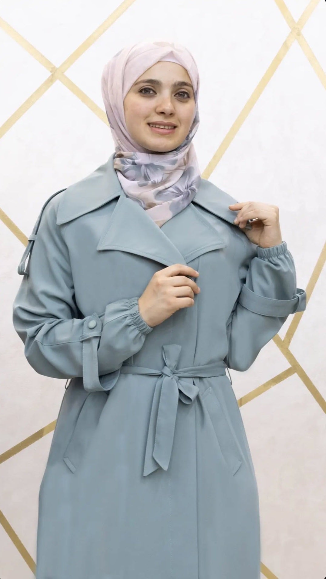 Syrian trench coat, how long?